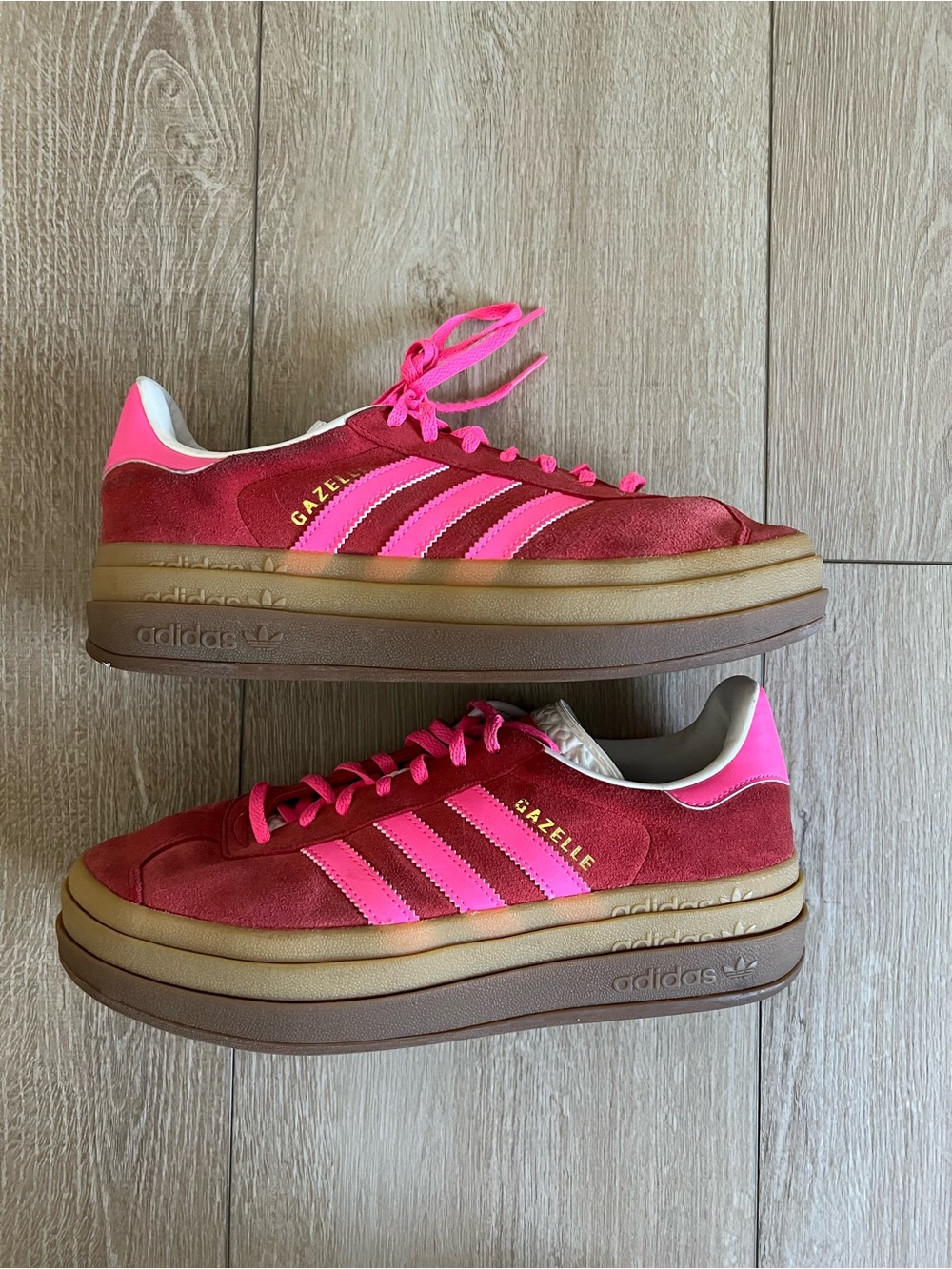 adidas Gazelle Platform Sneaker - collegiate red and lucid Pink women’s 9.5